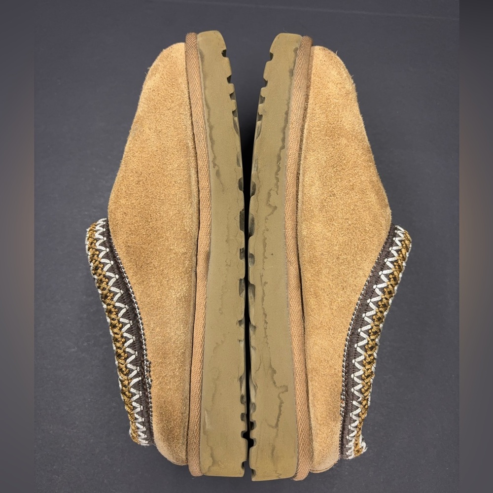 UGG Tasman Slippers Chestnut Suede Shearling Women’s Size 6 Cozy Slip On - Picture 9 of 9